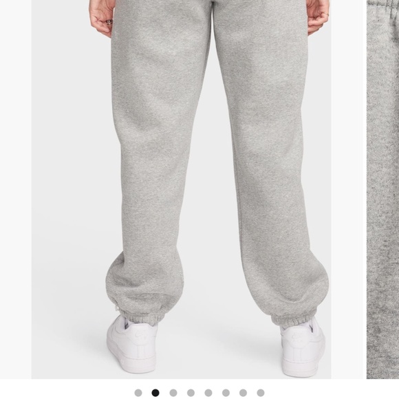 Nike sweatpants - Picture 2 of 6